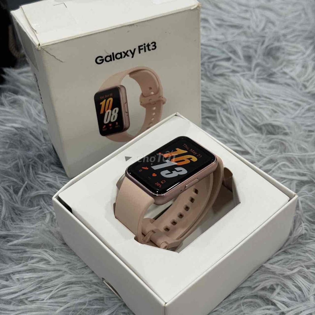 Samsung Galaxy Fit3 Hồng. Mua bán Thiết bị đeo thông minh tại Quận 5 Tp Hồ Chí Minh được đăng bởi Kim Ngân hình 1