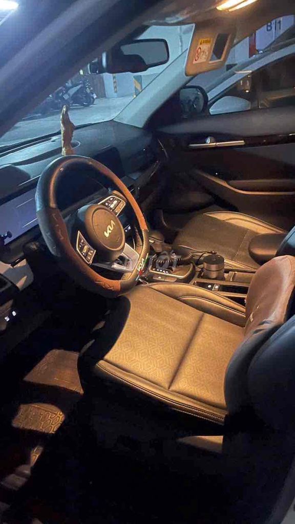 Kia Seltos 2025 Premium 1.5 AT - 4000 km. Mua bán Ô tô tại Quận 7 Tp Hồ Chí Minh được đăng bởi hoàng tuyêt hình 5