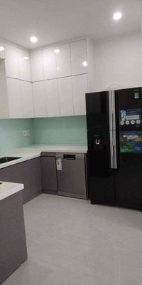 cho thuê căn hộ rirstar 3pn