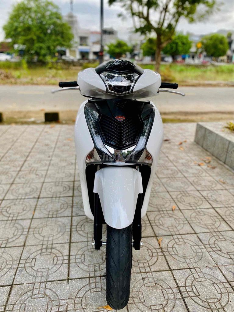 ➡️Bán Xe SH.125.CBS.2018 Máy zin chất mua. Mua bán Xe máy tại Thành phố Huế Thừa Thiên Huế được đăng bởi Bi Nguyễn hình 1