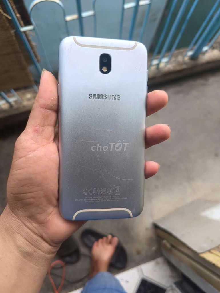 Samsung Galaxy J7 Pro 32GB Bạc. Mua bán Điện thoại tại Thành phố Thủ Đức Tp Hồ Chí Minh được đăng bởi vỏ hung hình 1