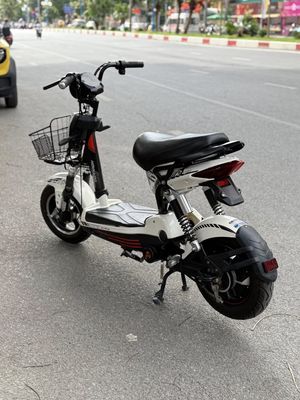 Xe 133 bình khoẻ. Mua bán Xe điện tại Quận Cầu Giấy Hà Nội được đăng bởi Xe Điện 257 Hoàng Quốc Việt 