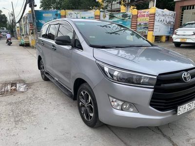 Toyota Innova 2019 2.0E. Mua bán Ô tô tại Quận 11 Tp Hồ Chí Minh được đăng bởi Lam