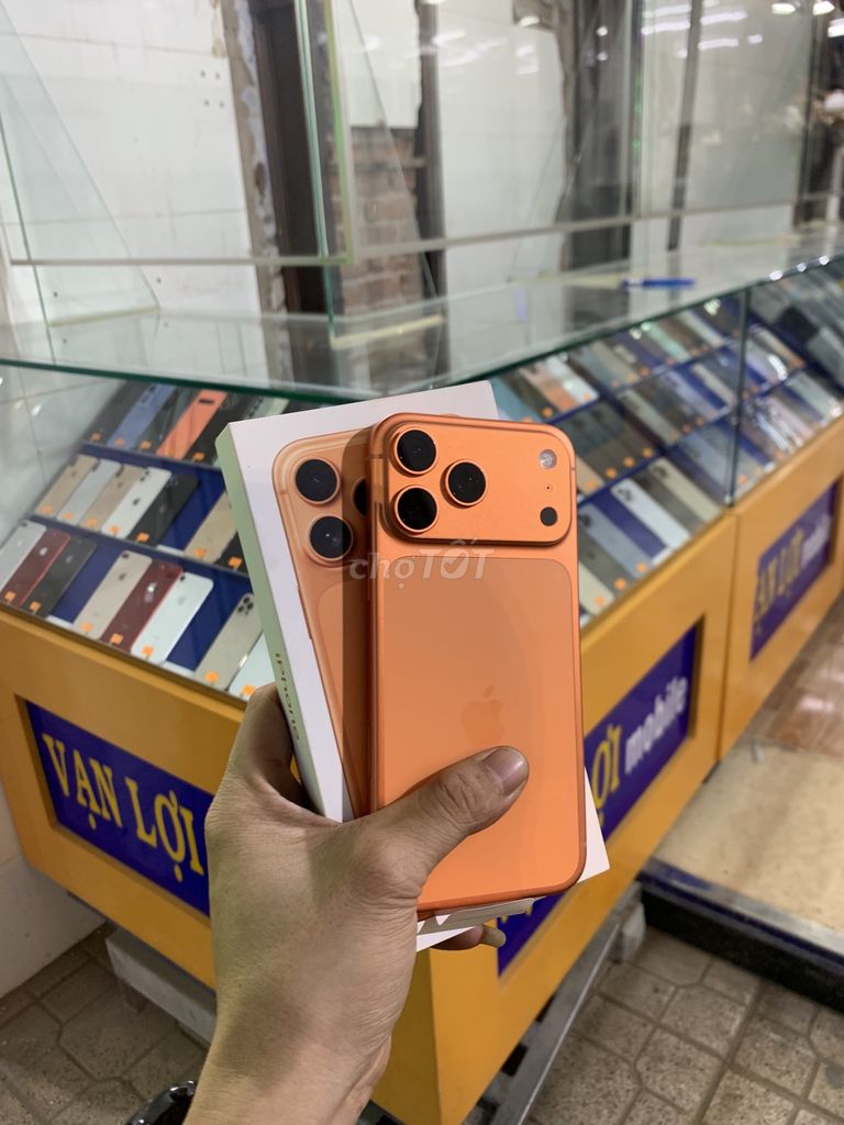iPhone 17 Pro Max 256GB ZP/A Xài lướt FullBox !!!. Mua bán Điện thoại tại Thành phố Bến Tre Bến Tre được đăng bởi VanLoi Mobile hình 1
