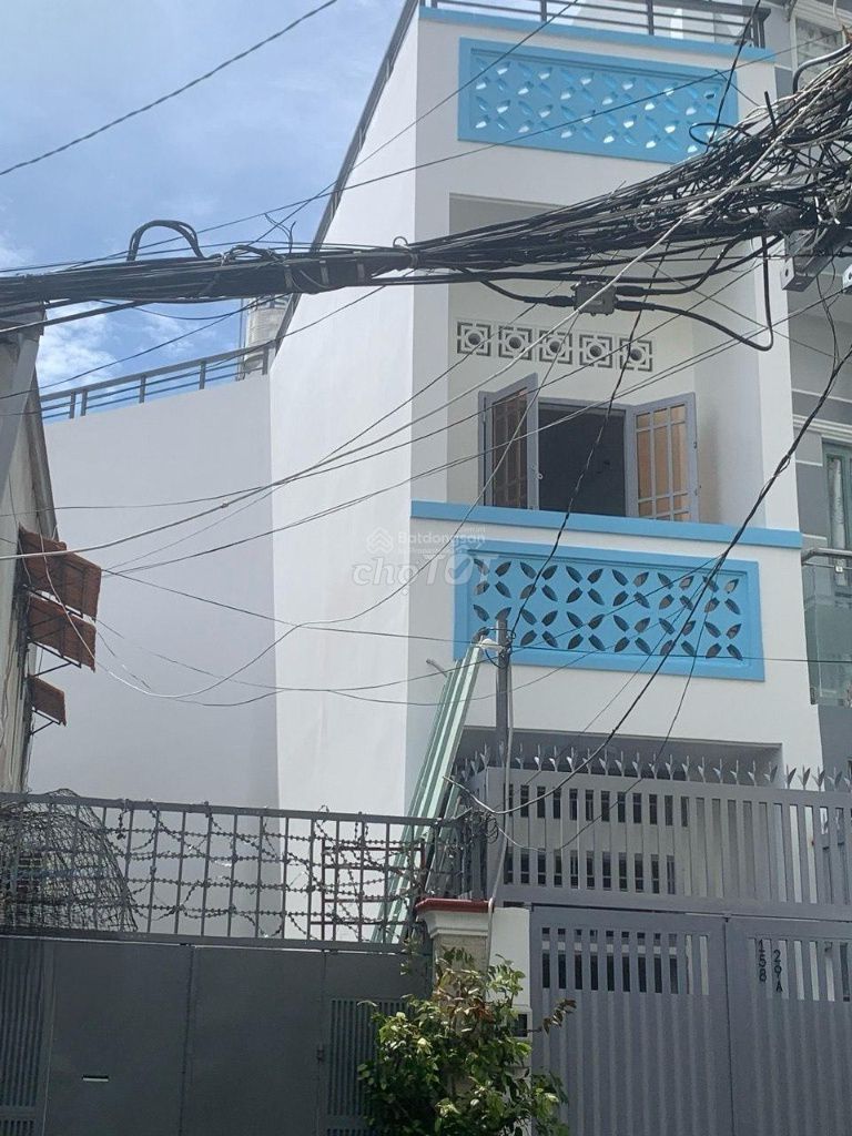 Аренда · 3 комн. · 35 м² · Quận 10, ул. Đường Hòa Hưng