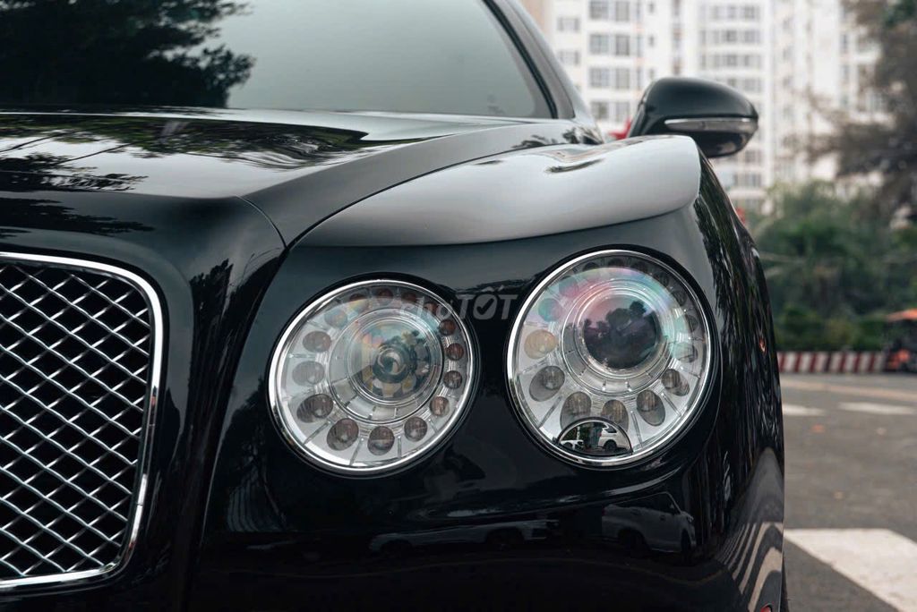 Bentley Flying Spur 2015  - 28000 km. Mua bán Ô tô tại Quận 7 Tp Hồ Chí Minh được đăng bởi Thái LA Auto hình 2