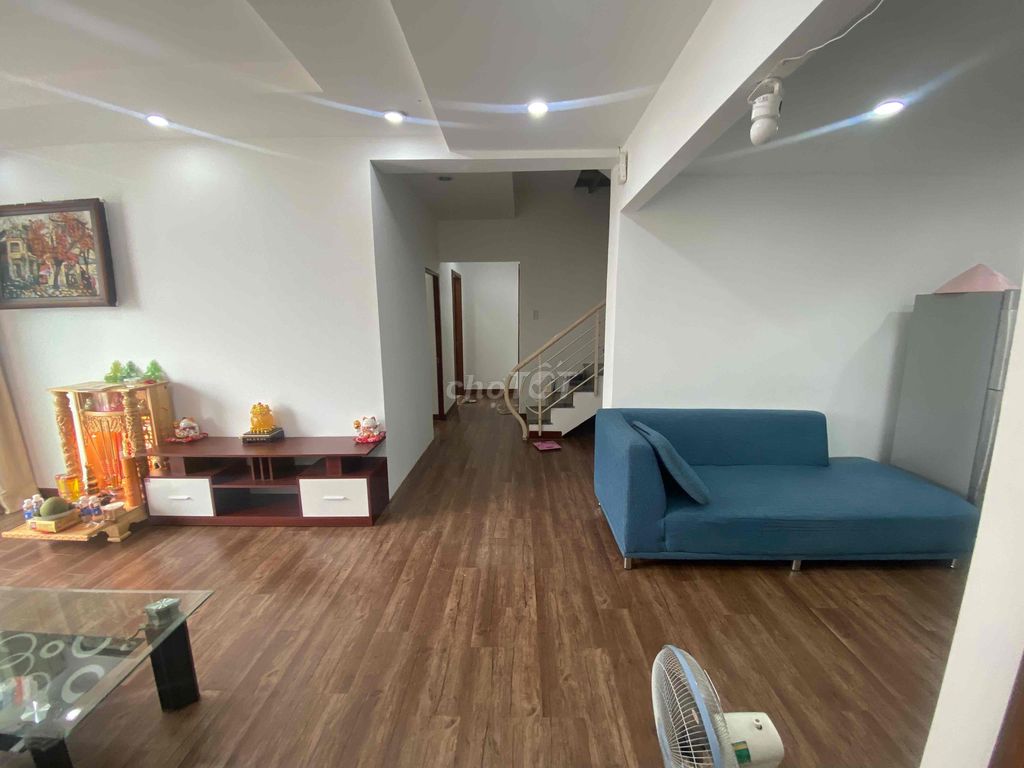 Аренда · 2 комн. · 100 м² · Huyện Nhà Bè, ул. Nguyễn Hữu Thọ