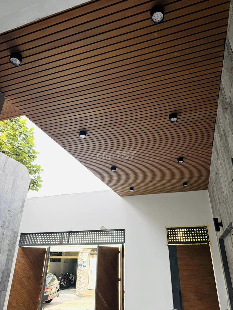 Công trình sd tấm ốp ngoài trời Ecowood. Mua bán Cây cảnh, đồ trang trí tại Quận Nam Từ Liêm Hà Nội được đăng bởi Nguyễn Nhung hình 1