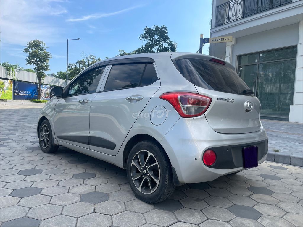 Hyundai Grand i10 2018 Grand 1.2 MT - 82000 km. Mua bán Ô tô tại Quận Thanh Xuân Hà Nội được đăng bởi Trần Vượng hình 5