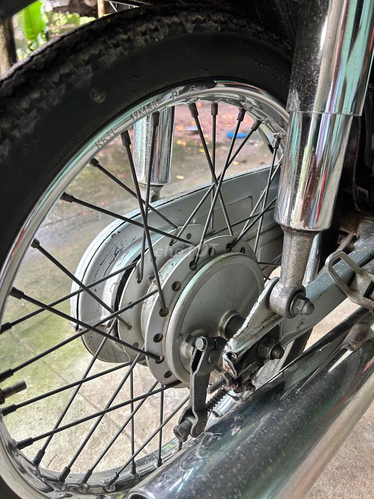 Honda Super Dream 2004 Trắng Đỏ đô. Mua bán Xe máy tại Huyện Dầu Tiếng Bình Dương được đăng bởi Nguyễn Tú hình 3