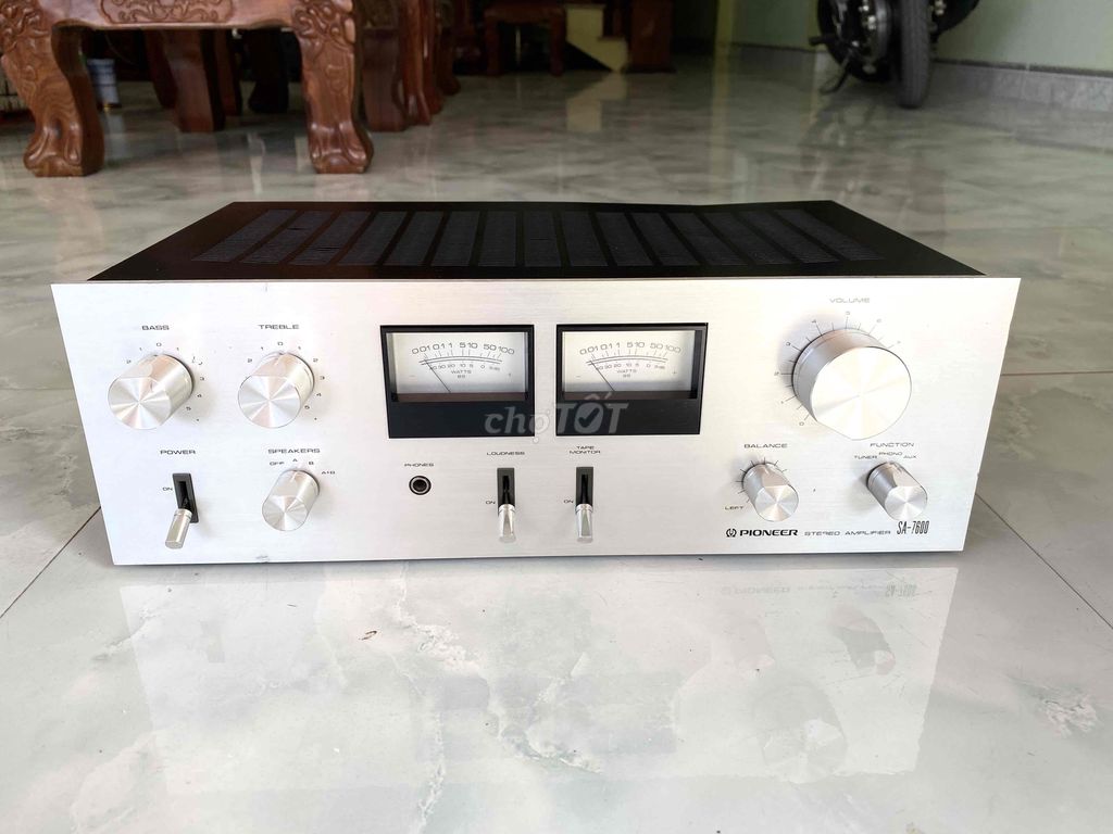 ampli pioeer 7600