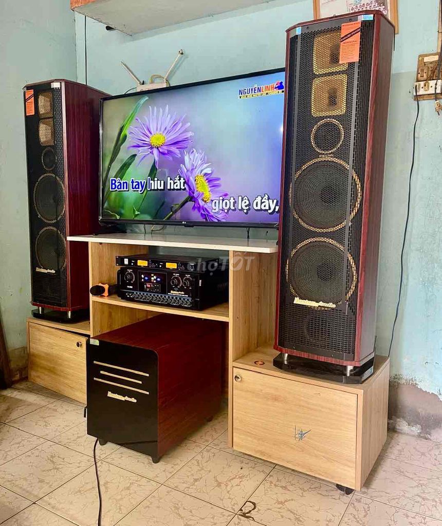 cần thanh lý dàn karaoke. Mua bán Tivi, Âm thanh tại Quận Gò Vấp Tp Hồ Chí Minh được đăng bởi Hong Le hình 1