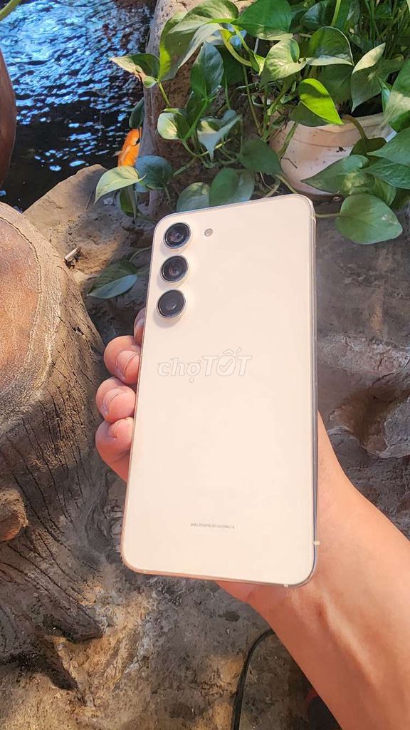 Samsung Galaxy S23 128GB Trắng. Mua bán Điện thoại tại Thành phố Thủ Đức Tp Hồ Chí Minh được đăng bởi Huy Đỗ hình 1