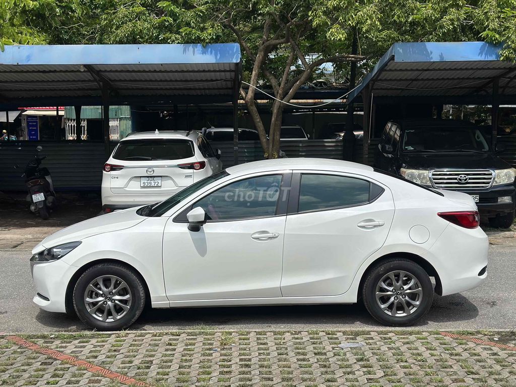 Mazda 2 2020 1.5 AT Deluxe - 38000 km Trắng. Mua bán Ô tô tại Quận Cầu Giấy Hà Nội được đăng bởi Vũ Kiên hình 4