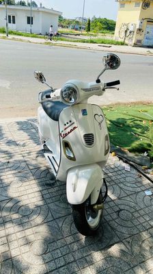 Vespa LX 125-3Vie (BS SG đẹp 828.83) đời 2015