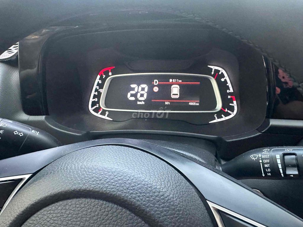 Kia Sonet 2025 белого цвета, пробег 5.000 км