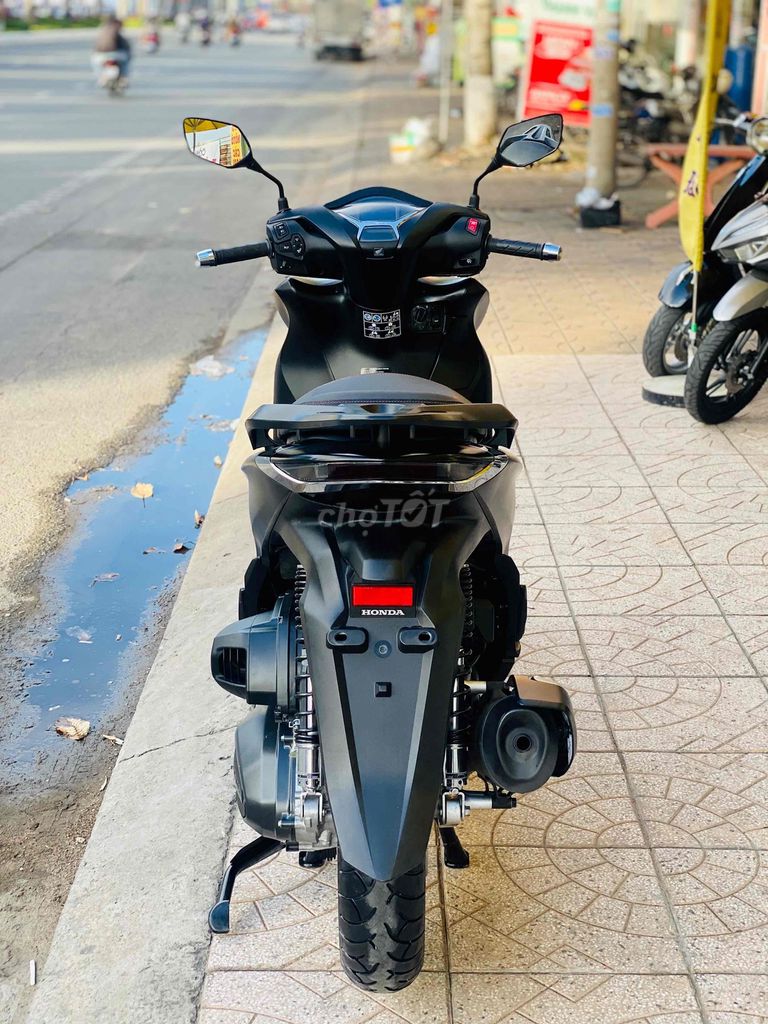 SH 350 2022 máy thái siêu đẹp chuẩn zin lướt✅. Mua bán Xe máy tại Quận Ninh Kiều Cần Thơ được đăng bởi Hiếu Xe máy Tân Liên Hưng 2 hình 6