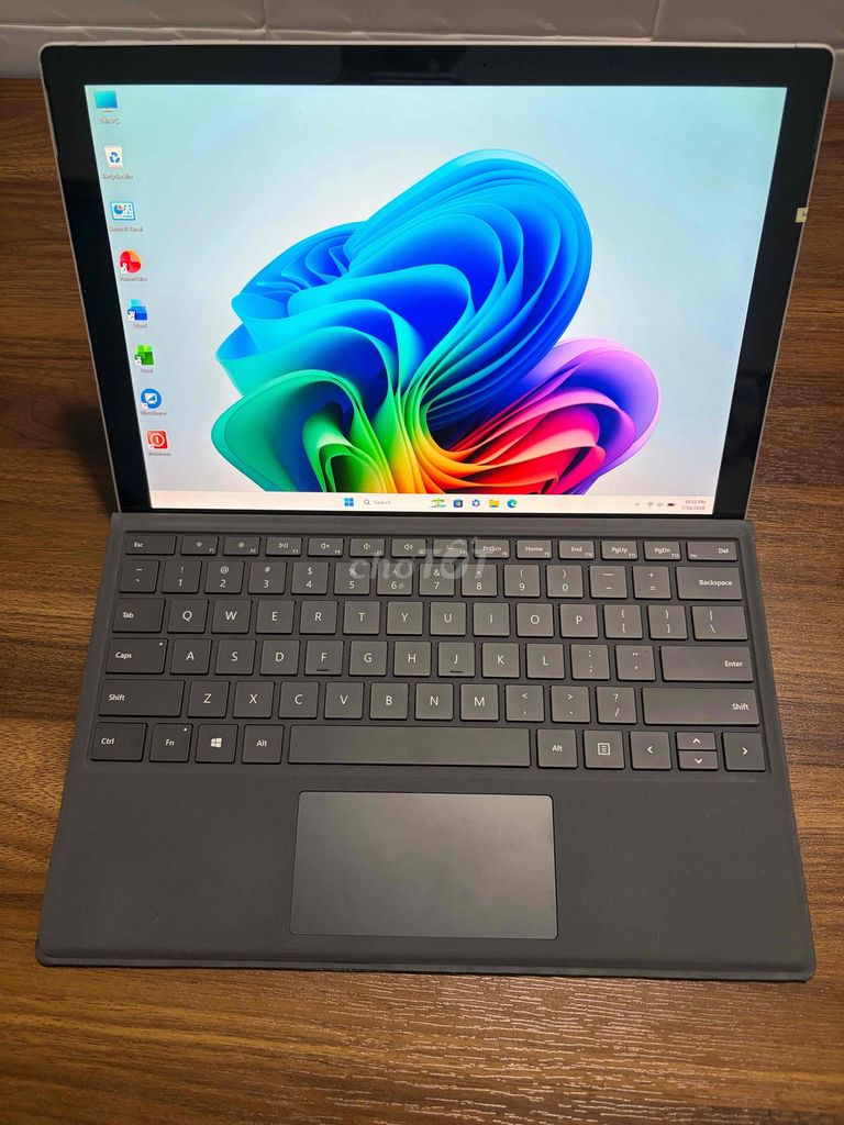 Surface Pro 6 Bạc 8GB/128GB kèm phím US đẹp. Mua bán Máy tính bảng tại Thành phố Thủ Dầu Một Bình Dương được đăng bởi SURFACE VINVIN hình 1