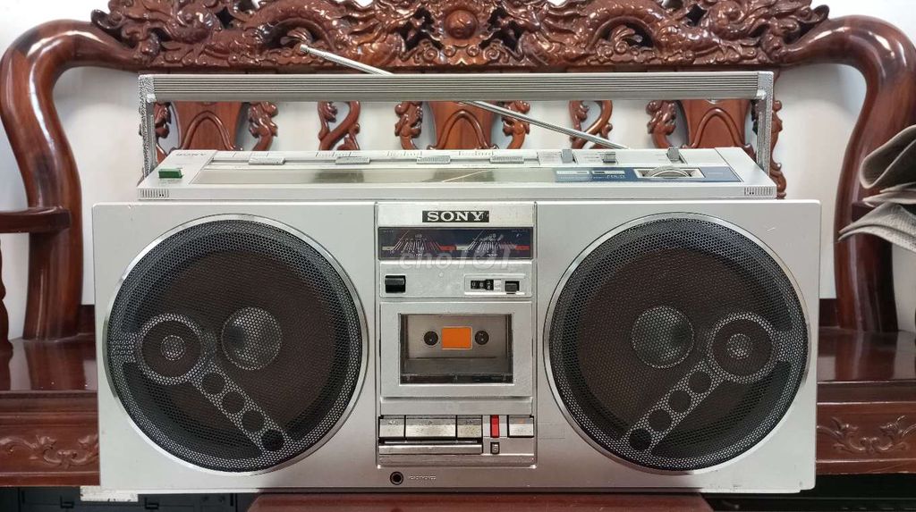 Radio cassette Sony model CFS - 77