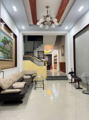 KINH DƯƠNG VƯƠNG BẾN XE MIỀN TÂY - HẺM 5M YÊN TỈNH - 72M - GIÁ 5.2 TỶ. Mua bán nhà ở tại Quận Bình Tân Tp Hồ Chí Minh được đăng bởi Phương Lê