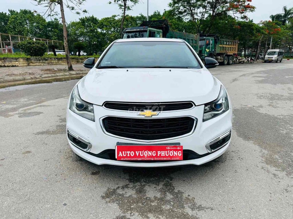 Шевроле Круз 1.8 LTZ 2015 Белый 120000 км
