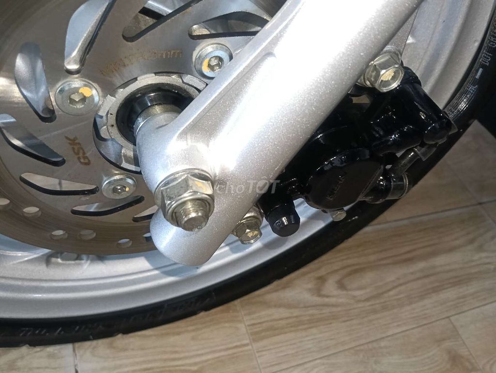 Vison mẫu cũ 2020,xe cọp, khóa ga, bs95. Mua bán Xe máy tại Quận Ninh Kiều Cần Thơ được đăng bởi Ti hình 2