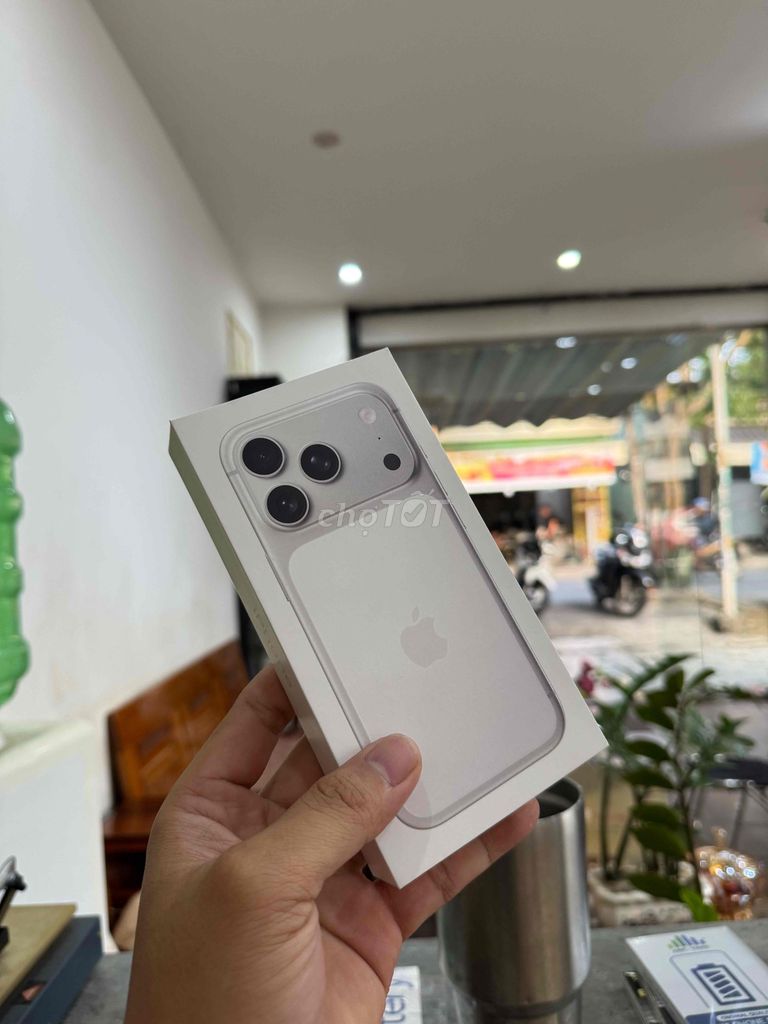 Apple iPhone 17 Pro 256GB Mới. Mua bán Điện thoại tại Quận Cẩm Lệ Đà Nẵng được đăng bởi HOÀNG SỸ APPLE hình 1