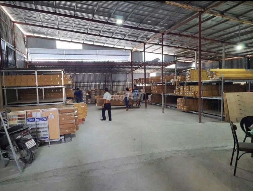 Kho xưởng 600m2 có pcCc Song Hành XLHN, Thủ Đức