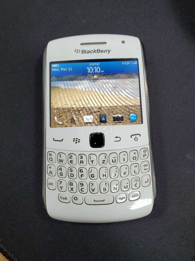 BlackBerry Curve Trắng QWERTY. Mua bán Điện thoại tại Quận Bắc Từ Liêm Hà Nội được đăng bởi Hhe Ibr hình 1