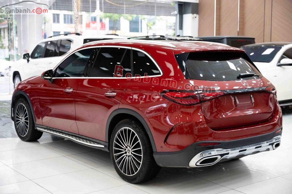 Mercedes Benz GLC Class 2023 - 35000 km. Mua bán Ô tô tại Quận Bắc Từ Liêm Hà Nội được đăng bởi Đức Nam hình 3