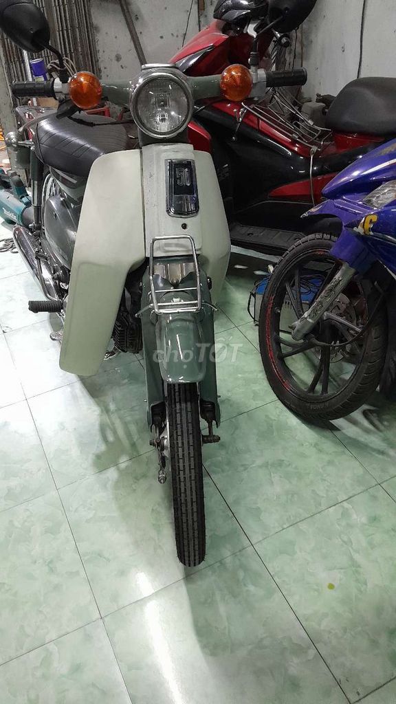 Honda Super Cub 81/50 Xám trắng. Mua bán Xe máy tại Quận Bình Tân Tp Hồ Chí Minh được đăng bởi Mai Trâm hình 4