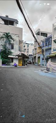 Townhouse 38 m² · 2 bed · Đường Âu Cơ