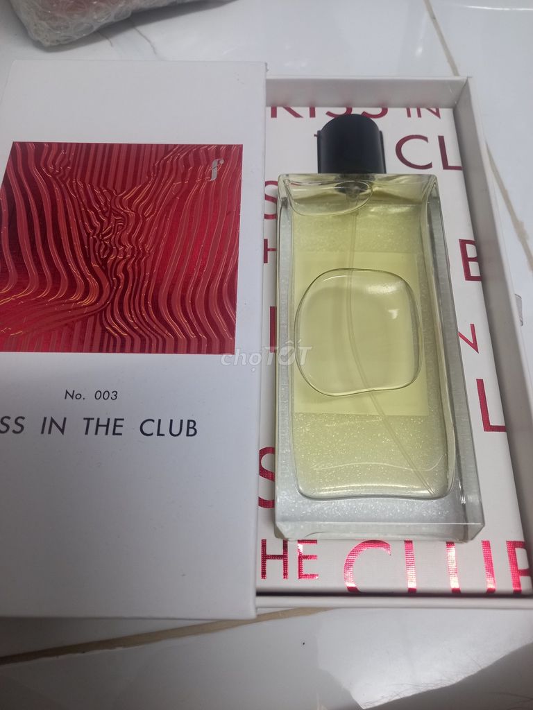 Nước hoa F Fresh Spray Kiss in the Club 100ml. Mua bán Nước hoa tại Quận 7 Tp Hồ Chí Minh được đăng bởi Minh Tran hình 1