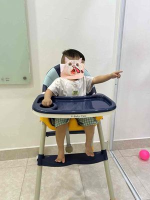 Ghế ăn Dặm Vbaby gấp gọn + nhiều chức năng. Mua bán Mẹ và bé tại Quận Bình Thạnh Tp Hồ Chí Minh được đăng bởi Tiên Tiên