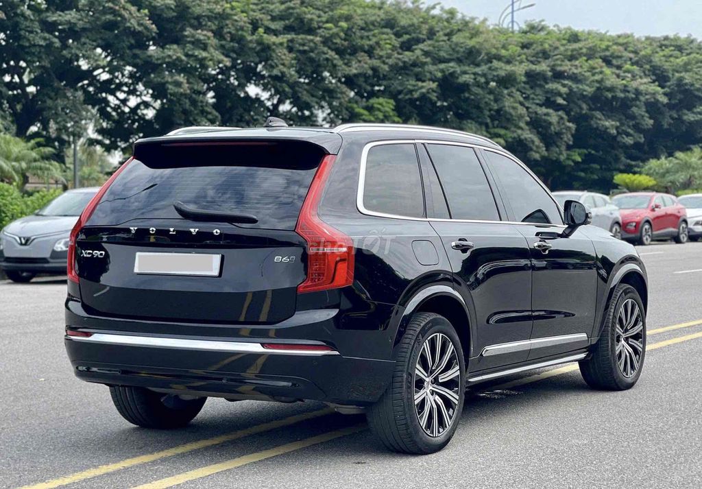 Volvo XC90 ultimate B6 Awd đen/nâu dki 2024. Mua bán Ô tô tại Quận Long Biên Hà Nội được đăng bởi Trang Gala hình 4