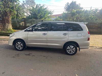 Toyota Innova 2.0 đời 2015 Vàng cát chính chủ. Mua bán Ô tô tại Thành phố Buôn Ma Thuột Đắk Lắk được đăng bởi Phong phú