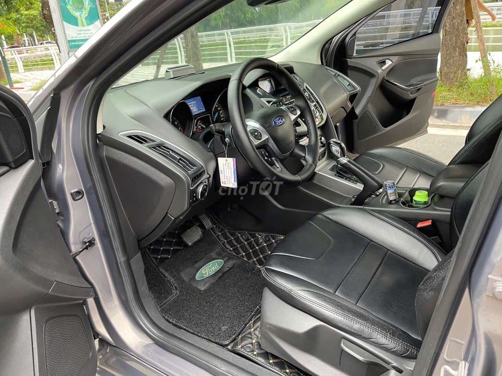 Chính chủ bán focus 2014 tự động. Mua bán Ô tô tại Quận Hoàn Kiếm Hà Nội được đăng bởi Bác nghiêm hình 11