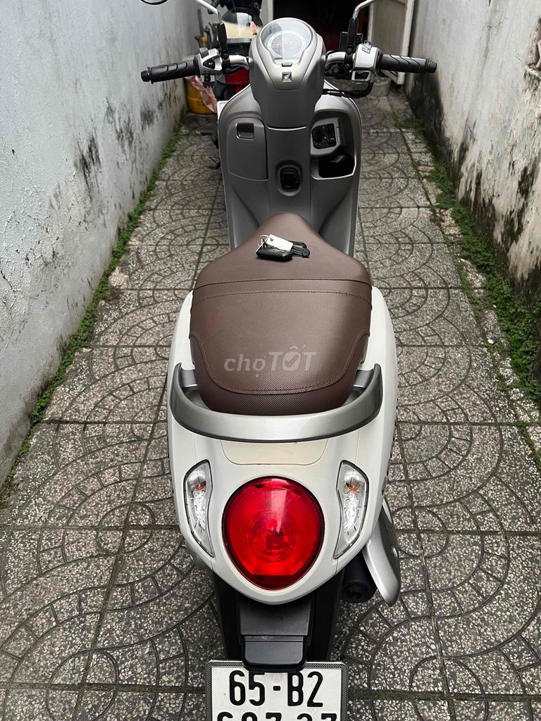 scoopy bs65 chạy ít zin cực đẹp. Mua bán Xe máy tại Quận Ninh Kiều Cần Thơ được đăng bởi Vincom HV hình 4