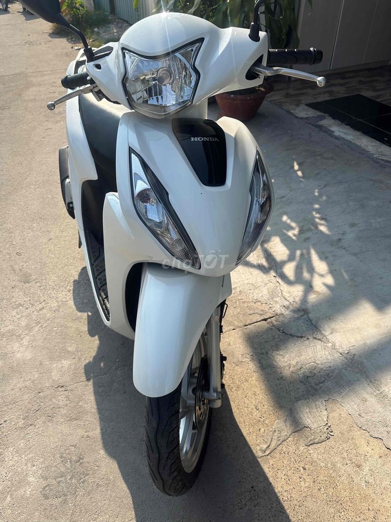 Honda Vision 2022 Белый 6000 км