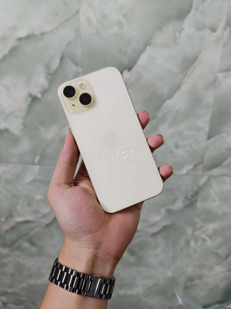 iPhone 15 256GB Vàng 99% zin . Mua bán Điện thoại tại Huyện Đông Anh Hà Nội được đăng bởi Đại Húp iPhone Lock Đông Anh hình 1