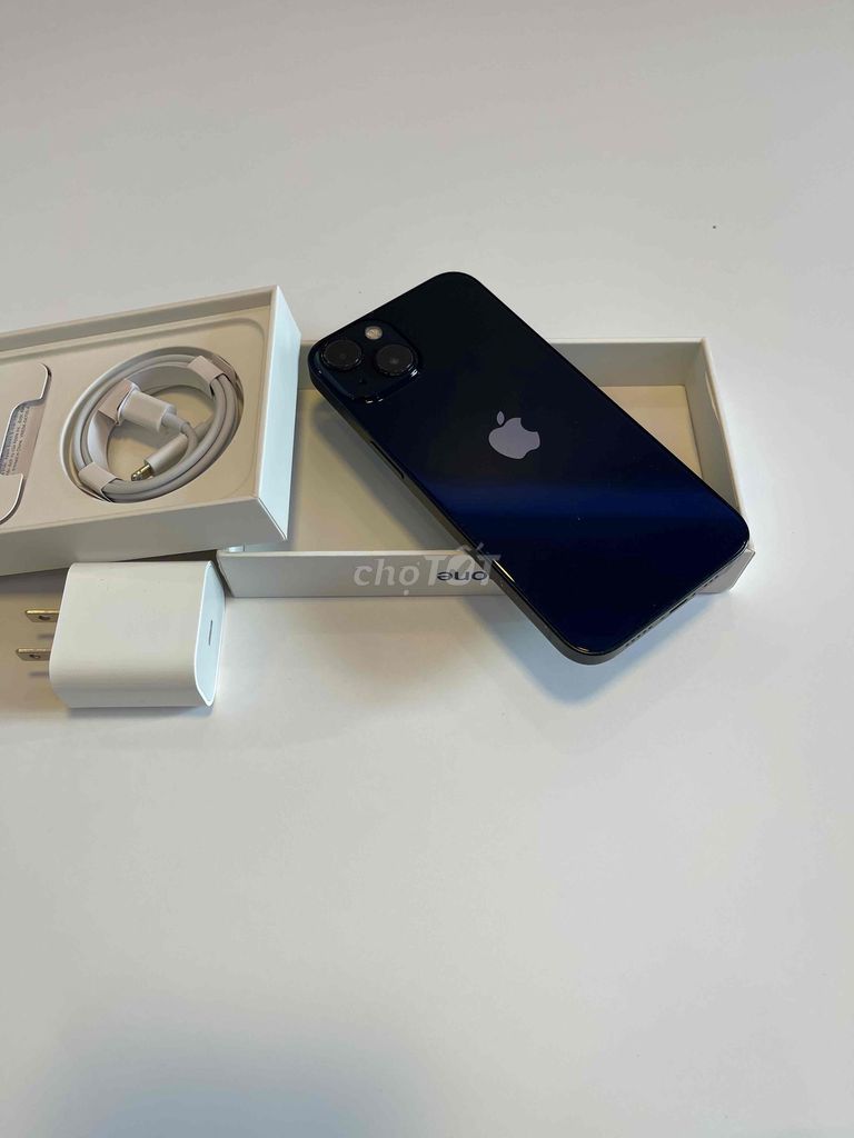 iPhone 13 128G Quốc Tế Zin Đang Dùng Tốt Pin 90%. Mua bán Điện thoại tại Quận 1 Tp Hồ Chí Minh được đăng bởi May Mắn hình 1