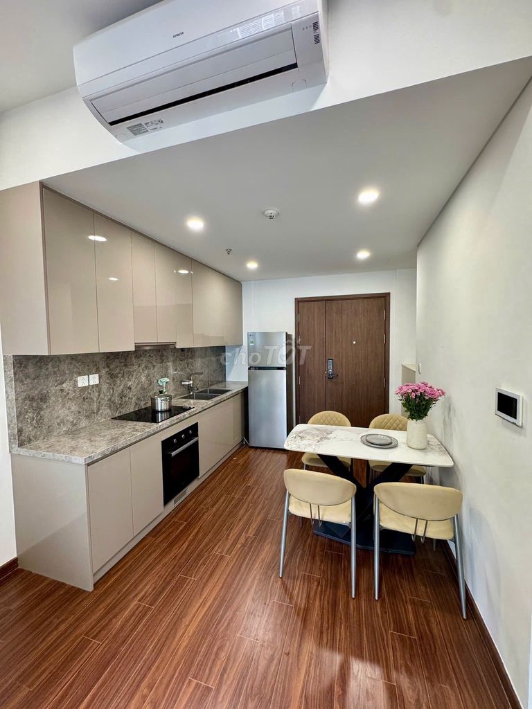 Двухкомнатная квартира с мебелью в корпусе M2 Vinhomes Ocean Park