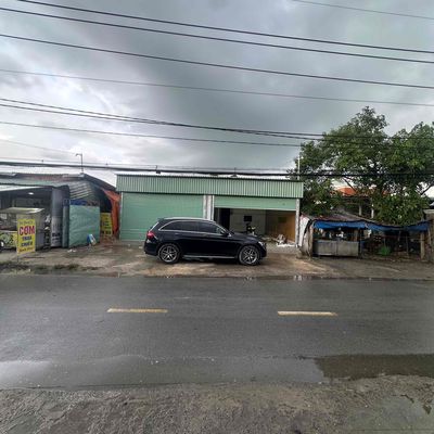 Cần Cho Thuê Nhà Ngay Trung Tâm Xã Nhuận Đức Đối Diện Trường Lái Xe