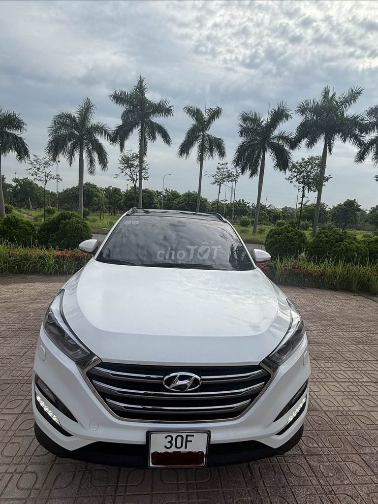 Hyundai Tucson Đặc biệt 2018 Trắng Dưới 6 vạn