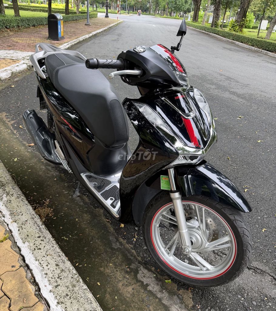 Хонда SH 125i 2022, 4 вала, CBS + HSTC, черная