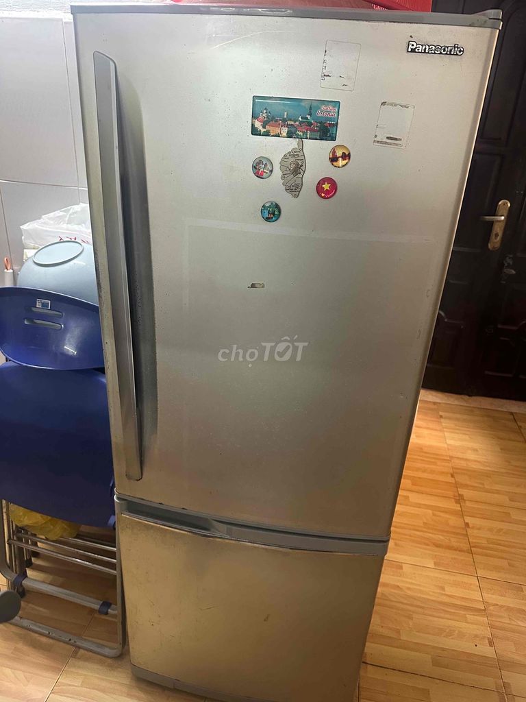 Tủ lạnh Panasonic NR-B261M Bạc 255L. Mua bán Tủ lạnh tại Quận Đống Đa Hà Nội được đăng bởi Cong Hung hình 1