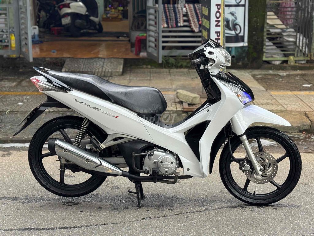 Honda Future 125 2013 Trắng đen. Mua bán Xe máy tại Quận Thanh Khê Đà Nẵng được đăng bởi pôn pôn hình 4