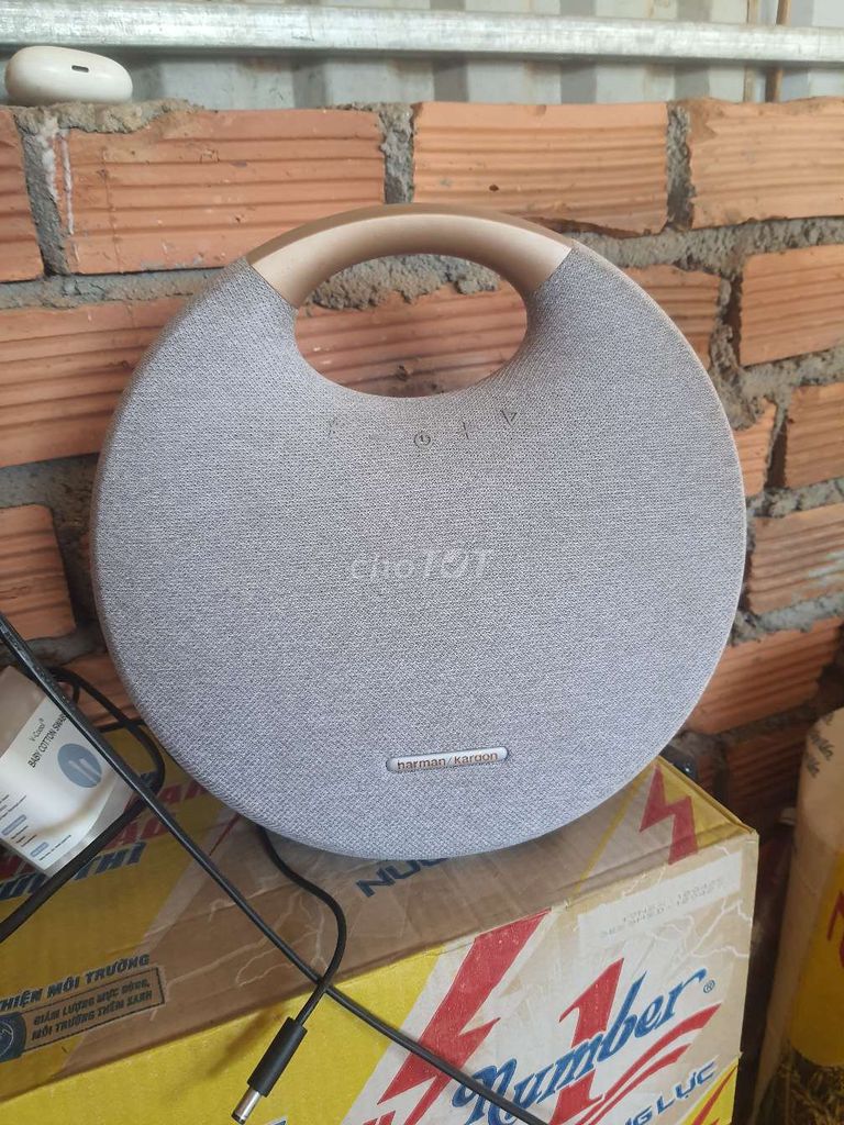 Loa Harman Kardon Onyx Studio 6 Xám Đã sử dụng. Mua bán Tivi, Âm thanh tại Huyện Krông Pắc Đắk Lắk được đăng bởi tuấn hình 1