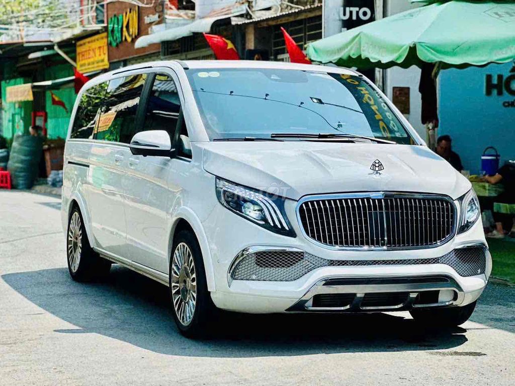 Mercedes V250 Dcar president Body Maybach