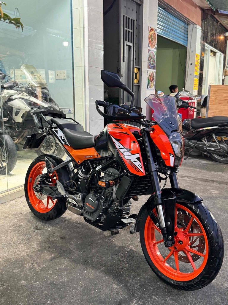 Cần bán KTM Duke 200 2019 Biển 49 9 chủ. Mua bán Xe máy tại Quận Bình Tân Tp Hồ Chí Minh được đăng bởi Việt Motor Bình Tân hình 1
